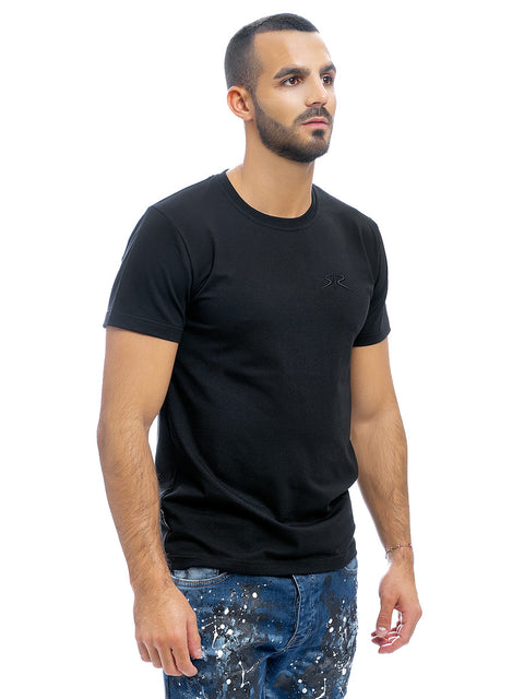 Мъжка тениска с класически дизайн в черен цвят