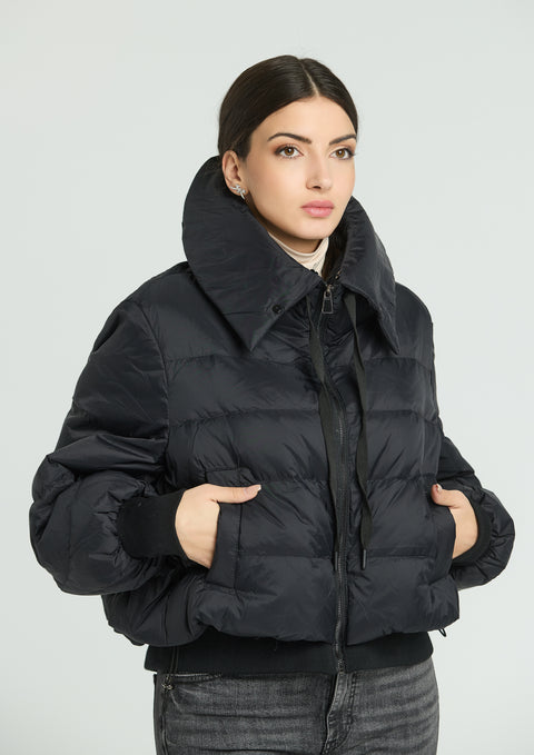 Black women's jacket with goose down and natural collar