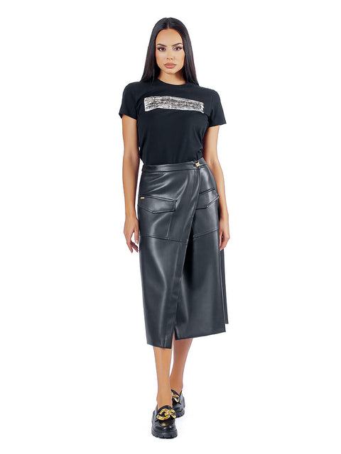 Leather skirt with pockets