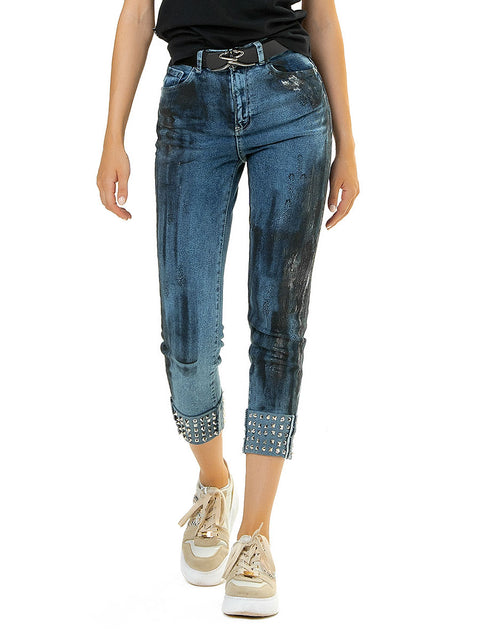 Slim jeans with eyelets and art elements