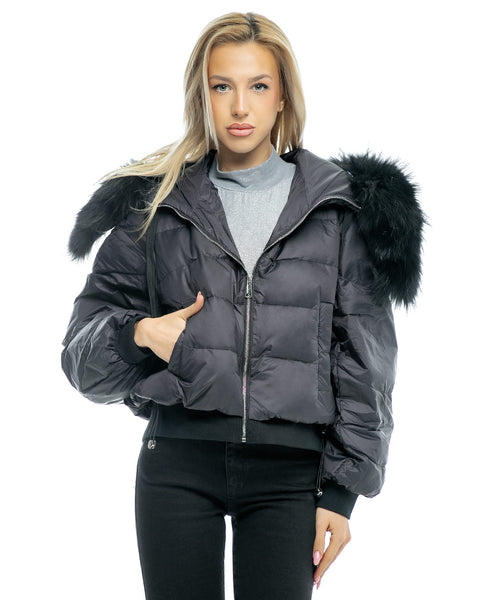 Black women's jacket with goose down and natural collar