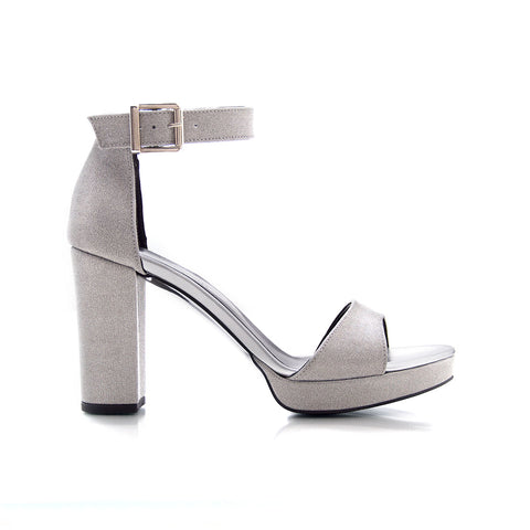 Silvery elegant sandals with a thick heel