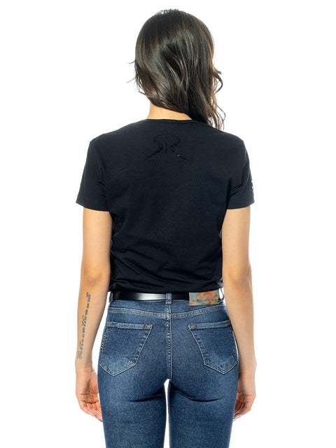 Fitted women's t-shirt with the inscription RADICHEV