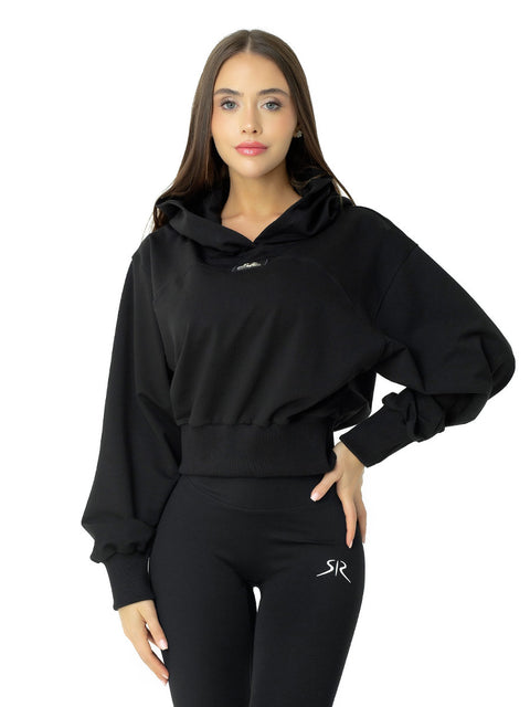 Дамска спортна блуза с качулка в черно