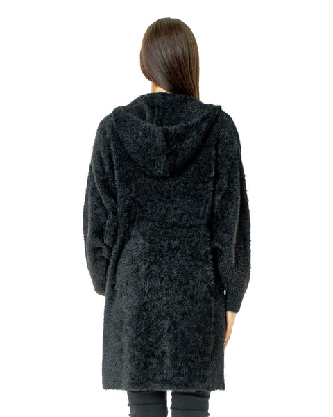 Къса пухкава жилетка с качулка в черно 