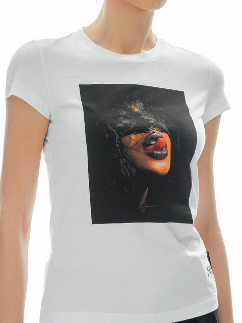 White T-shirt with а print of a face by Stoyan RADICHEV