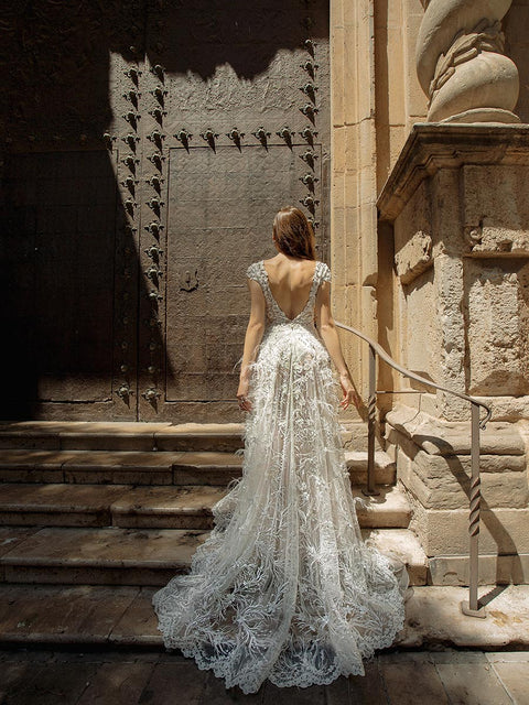 Bridal dress Amira by Stoyan RADICHEV