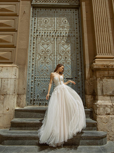 Bridal dress Livvy by Stoyan RADICHEV