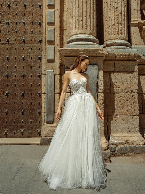 Bridal dress Madeleine by Stoyan RADICHEV